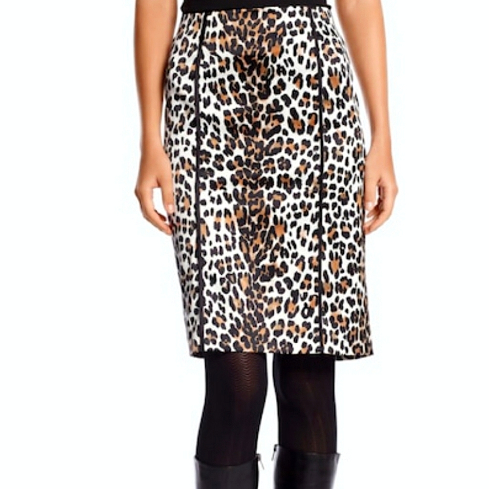 White House Black Market leopard Skirt Size 2
